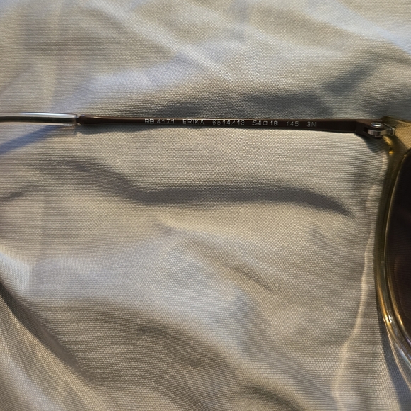 Ray-Ban Erika Classic Sunglasses - Picture 5 of 7